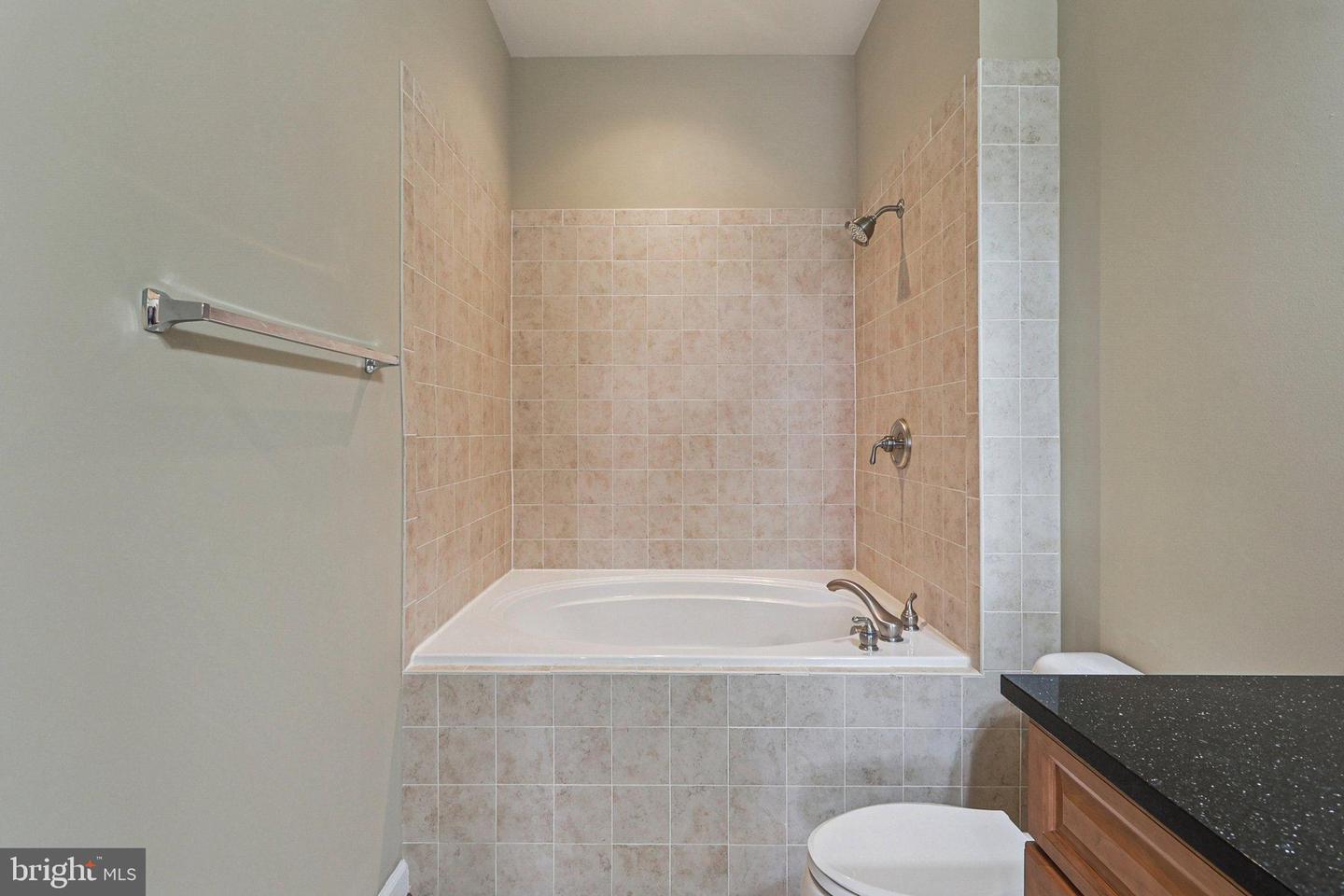 680 WATERMANS DR #505, WOODBRIDGE, Virginia 22191, 2 Bedrooms Bedrooms, 10 Rooms Rooms,2 BathroomsBathrooms,Residential,For sale,680 WATERMANS DR #505,VAPW2106134 MLS # VAPW2106134