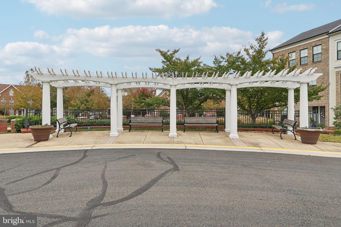 680 WATERMANS DR #505, WOODBRIDGE, Virginia 22191, 2 Bedrooms Bedrooms, 10 Rooms Rooms,2 BathroomsBathrooms,Residential,For sale,680 WATERMANS DR #505,VAPW2106134 MLS # VAPW2106134
