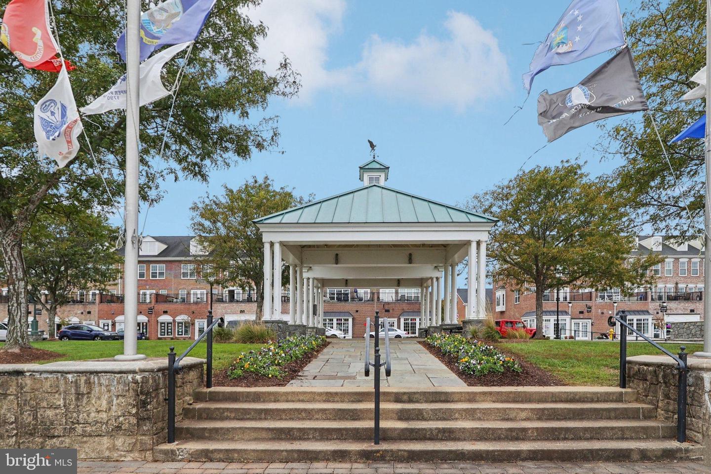 680 WATERMANS DR #505, WOODBRIDGE, Virginia 22191, 2 Bedrooms Bedrooms, 10 Rooms Rooms,2 BathroomsBathrooms,Residential,For sale,680 WATERMANS DR #505,VAPW2106134 MLS # VAPW2106134