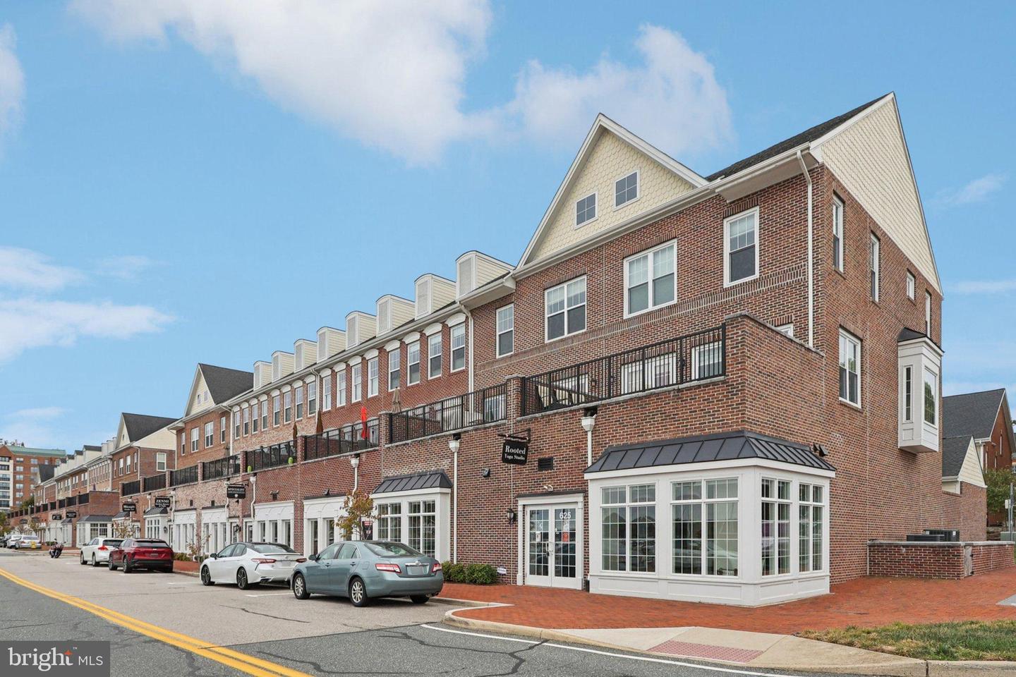 680 WATERMANS DR #505, WOODBRIDGE, Virginia 22191, 2 Bedrooms Bedrooms, 10 Rooms Rooms,2 BathroomsBathrooms,Residential,For sale,680 WATERMANS DR #505,VAPW2106134 MLS # VAPW2106134