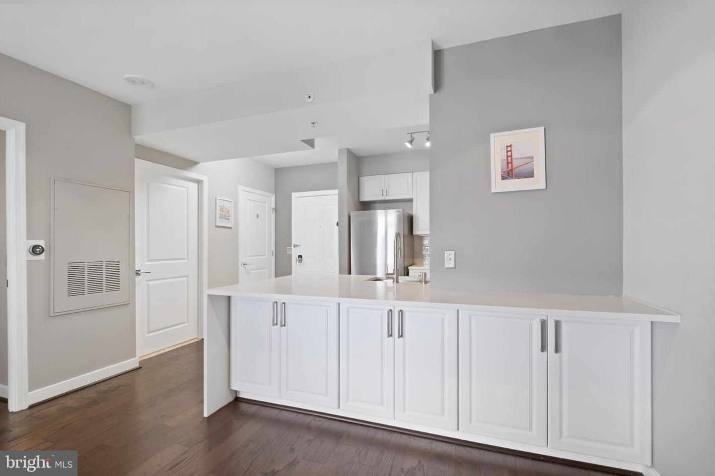 555 MASSACHUSETTS AVE NW #1319, WASHINGTON, District Of Columbia 20001, 1 Bedroom Bedrooms, ,1 BathroomBathrooms,Residential,For sale,555 MASSACHUSETTS AVE NW #1319,DCDC2227448 MLS # DCDC2227448