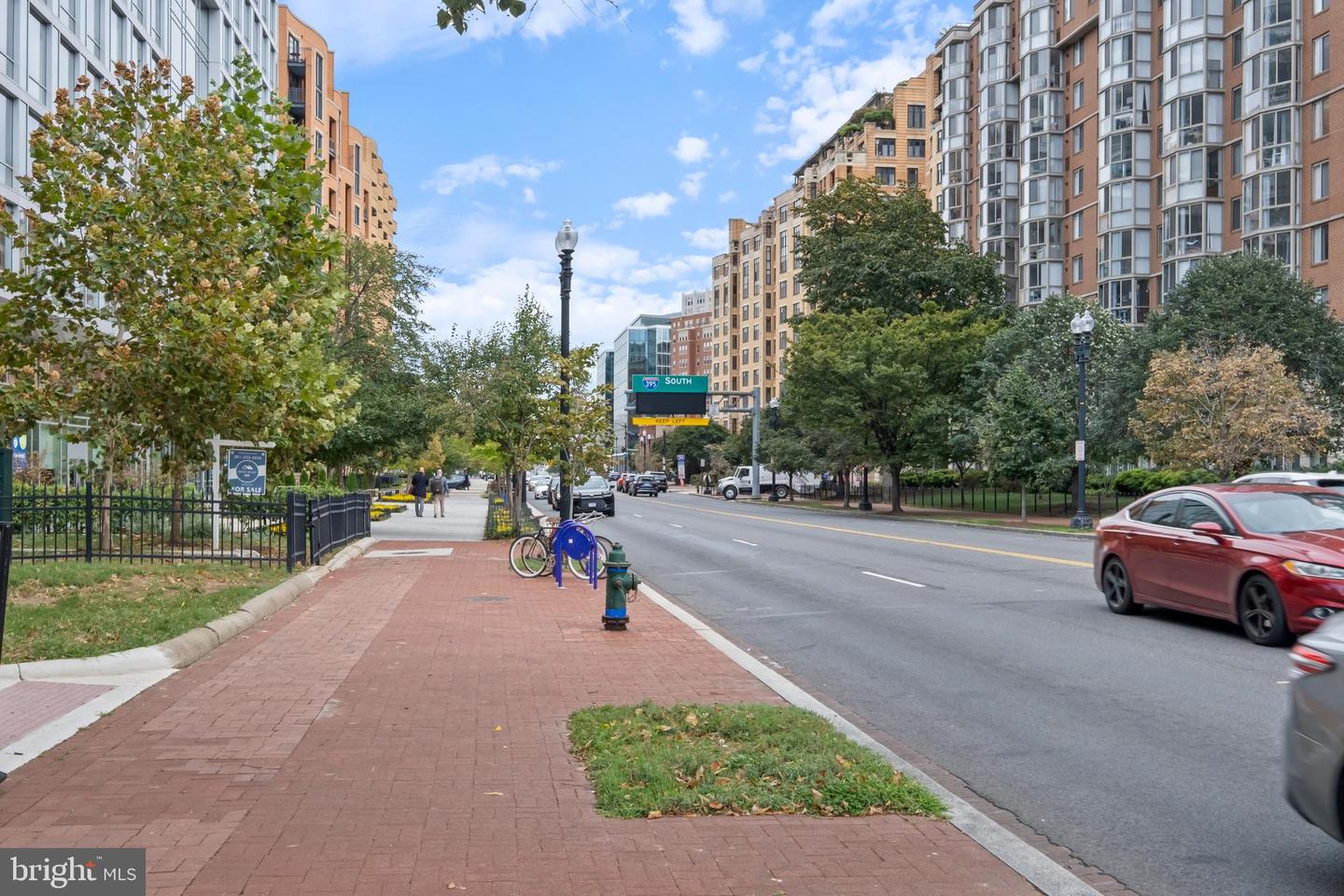 555 MASSACHUSETTS AVE NW #1319, WASHINGTON, District Of Columbia 20001, 1 Bedroom Bedrooms, ,1 BathroomBathrooms,Residential,For sale,555 MASSACHUSETTS AVE NW #1319,DCDC2227448 MLS # DCDC2227448