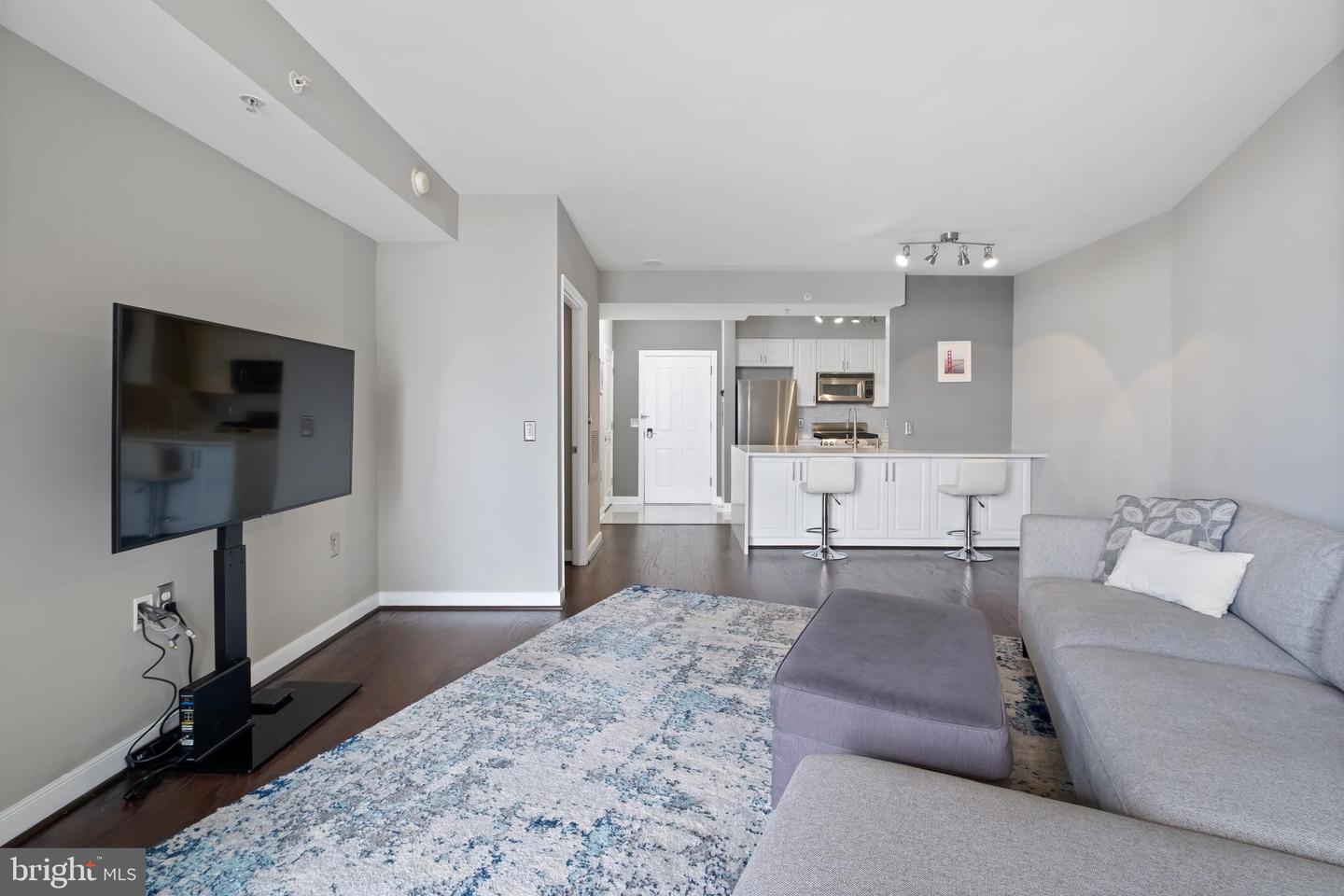 555 MASSACHUSETTS AVE NW #1319, WASHINGTON, District Of Columbia 20001, 1 Bedroom Bedrooms, ,1 BathroomBathrooms,Residential,For sale,555 MASSACHUSETTS AVE NW #1319,DCDC2227448 MLS # DCDC2227448
