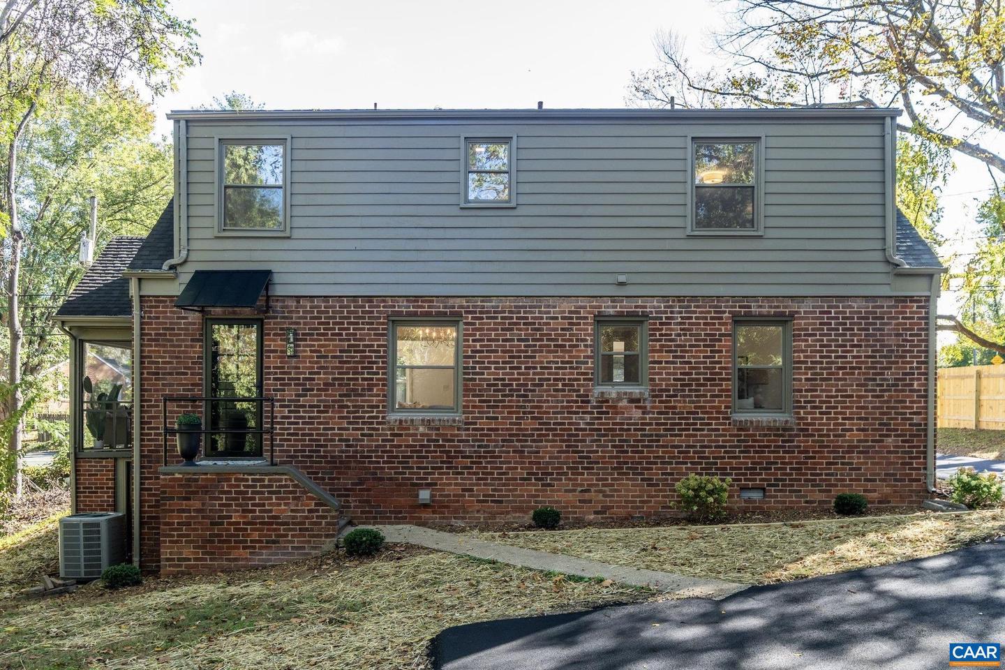 1125 PARK ST, CHARLOTTESVILLE, Virginia 22901, 4 Bedrooms Bedrooms, ,2 BathroomsBathrooms,Residential,For sale,1125 PARK ST,670091 MLS # 670091