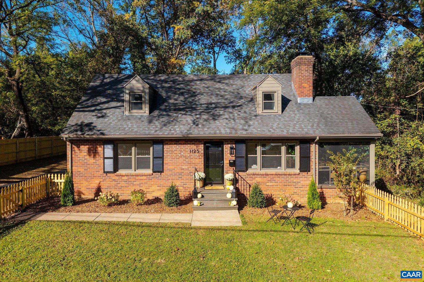 1125 PARK ST, CHARLOTTESVILLE, Virginia 22901, 4 Bedrooms Bedrooms, ,2 BathroomsBathrooms,Residential,For sale,1125 PARK ST,670091 MLS # 670091