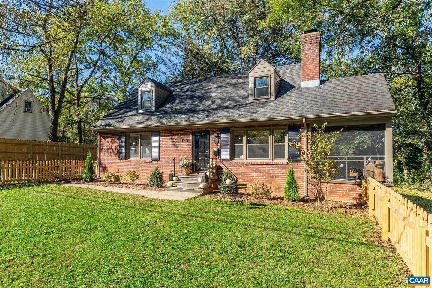 1125 PARK ST, CHARLOTTESVILLE, Virginia 22901, 4 Bedrooms Bedrooms, ,2 BathroomsBathrooms,Residential,For sale,1125 PARK ST,670091 MLS # 670091