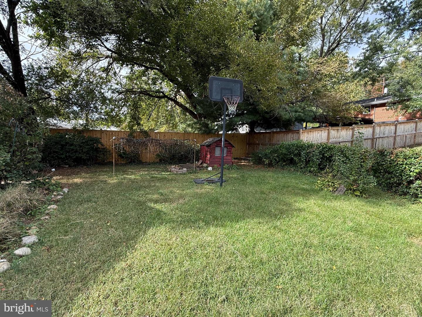 6312 INDIAN RUN PKWY, ALEXANDRIA, Virginia 22312, 3 Bedrooms Bedrooms, ,2 BathroomsBathrooms,Residential,For sale,6312 INDIAN RUN PKWY,VAFX2274876 MLS # VAFX2274876