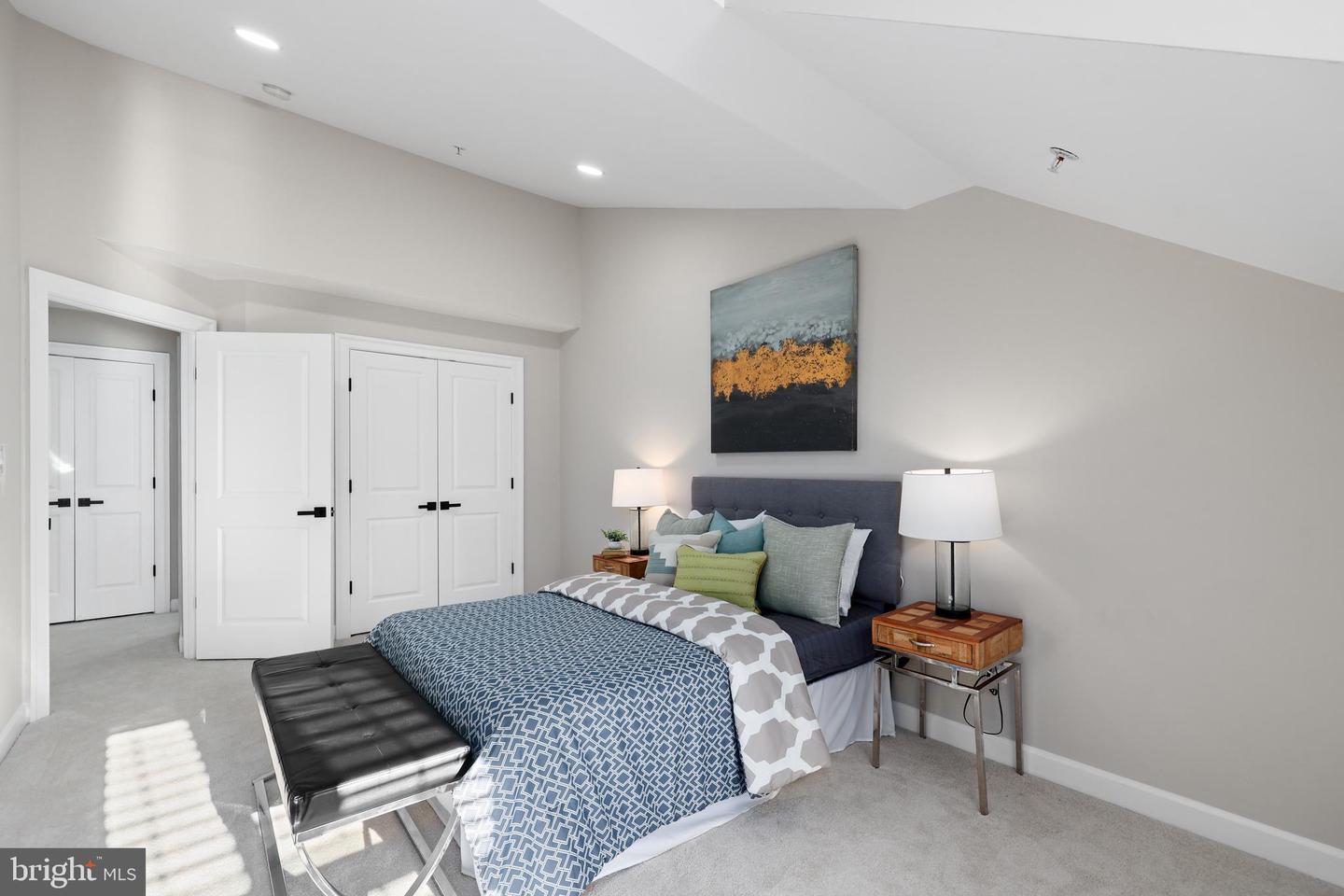 522 N ROYAL ST, ALEXANDRIA, Virginia 22314, 3 Bedrooms Bedrooms, ,2 BathroomsBathrooms,Residential,For sale,522 N ROYAL ST,VAAX2050932 MLS # VAAX2050932
