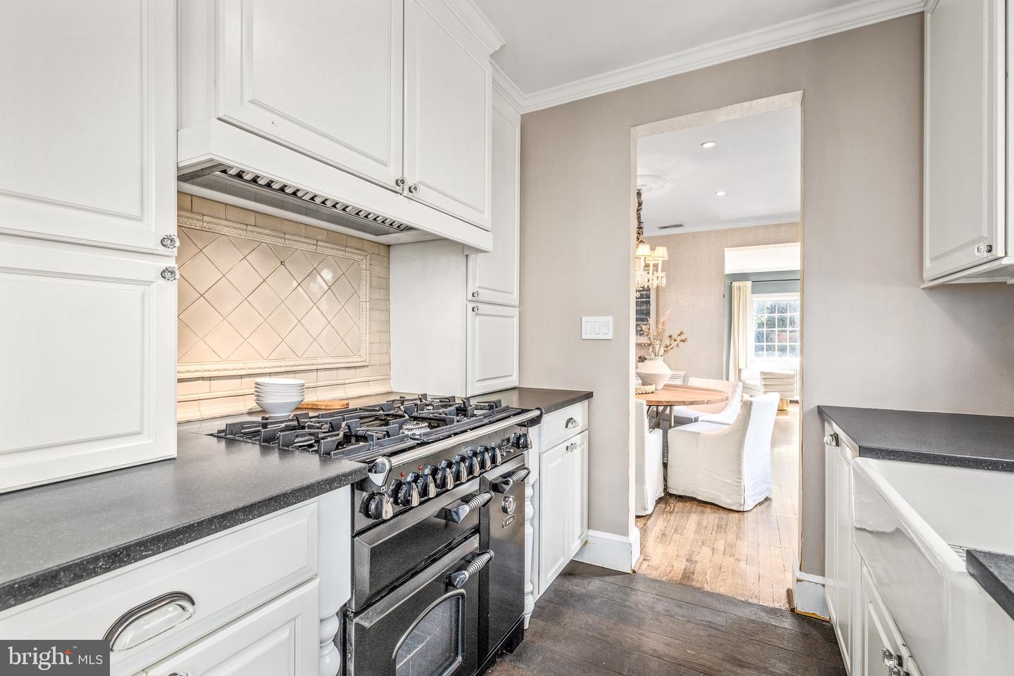 4100 49TH ST NW, WASHINGTON, District Of Columbia 20016, 4 Bedrooms Bedrooms, ,3 BathroomsBathrooms,Residential,For sale,4100 49TH ST NW,DCDC2227496 MLS # DCDC2227496