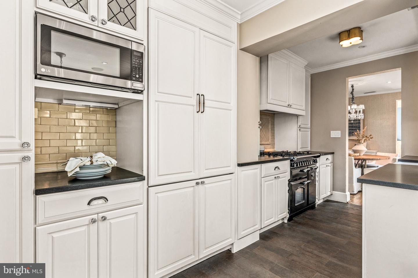 4100 49TH ST NW, WASHINGTON, District Of Columbia 20016, 4 Bedrooms Bedrooms, ,3 BathroomsBathrooms,Residential,For sale,4100 49TH ST NW,DCDC2227496 MLS # DCDC2227496