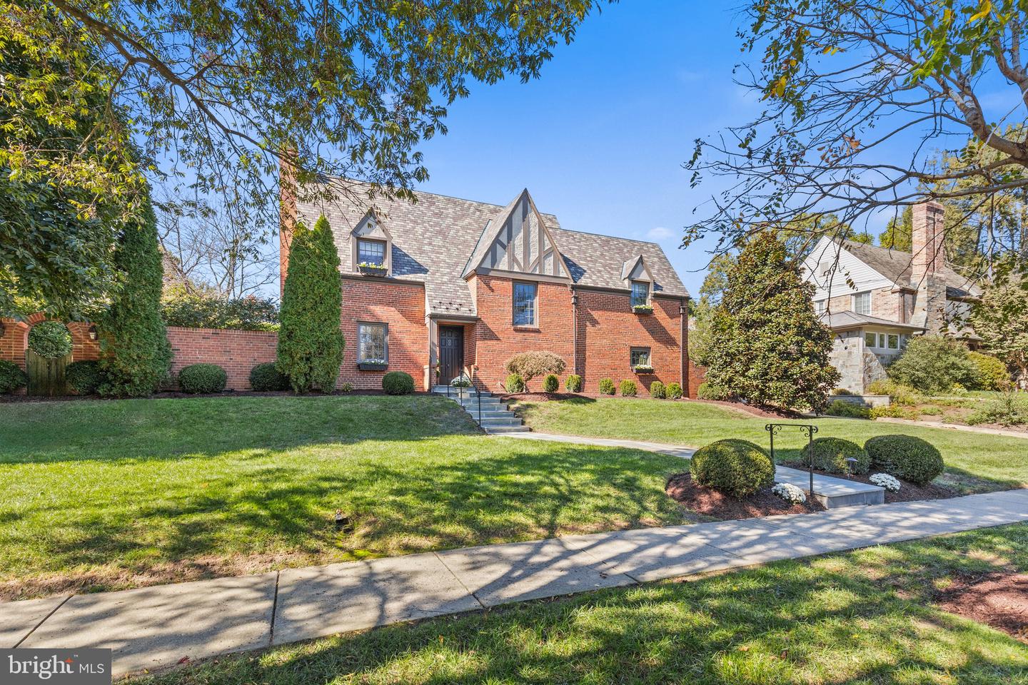 4100 49TH ST NW, WASHINGTON, District Of Columbia 20016, 4 Bedrooms Bedrooms, ,3 BathroomsBathrooms,Residential,For sale,4100 49TH ST NW,DCDC2227496 MLS # DCDC2227496