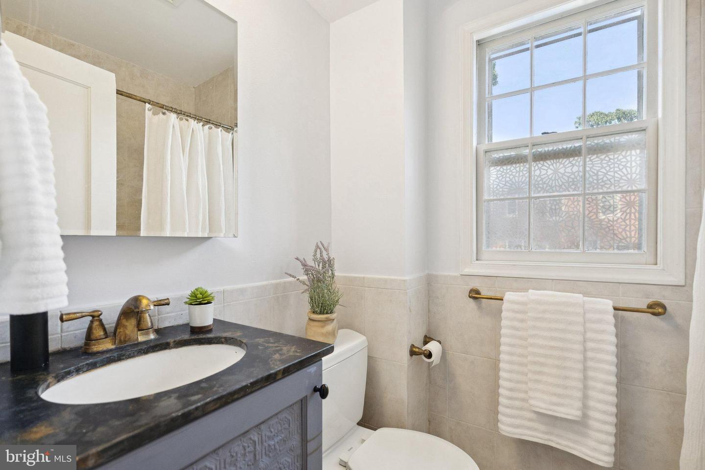 1415 S BARTON ST #252, ARLINGTON, Virginia 22204, 1 Bedroom Bedrooms, ,1 BathroomBathrooms,Residential,For sale,1415 S BARTON ST #252,VAAR2065034 MLS # VAAR2065034