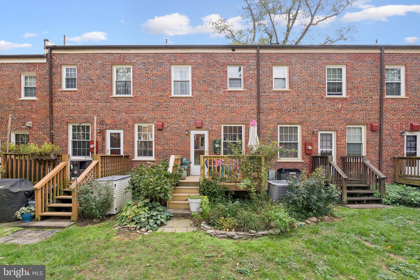 1415 S BARTON ST #252, ARLINGTON, Virginia 22204, 1 Bedroom Bedrooms, ,1 BathroomBathrooms,Residential,For sale,1415 S BARTON ST #252,VAAR2065034 MLS # VAAR2065034