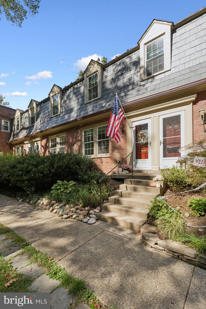 1415 S BARTON ST #252, ARLINGTON, Virginia 22204, 1 Bedroom Bedrooms, ,1 BathroomBathrooms,Residential,For sale,1415 S BARTON ST #252,VAAR2065034 MLS # VAAR2065034