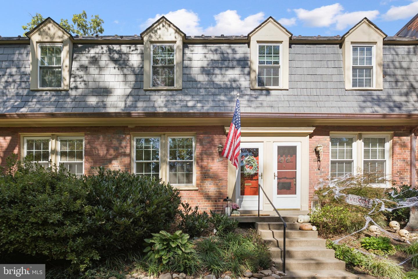 1415 S BARTON ST #252, ARLINGTON, Virginia 22204, 1 Bedroom Bedrooms, ,1 BathroomBathrooms,Residential,For sale,1415 S BARTON ST #252,VAAR2065034 MLS # VAAR2065034