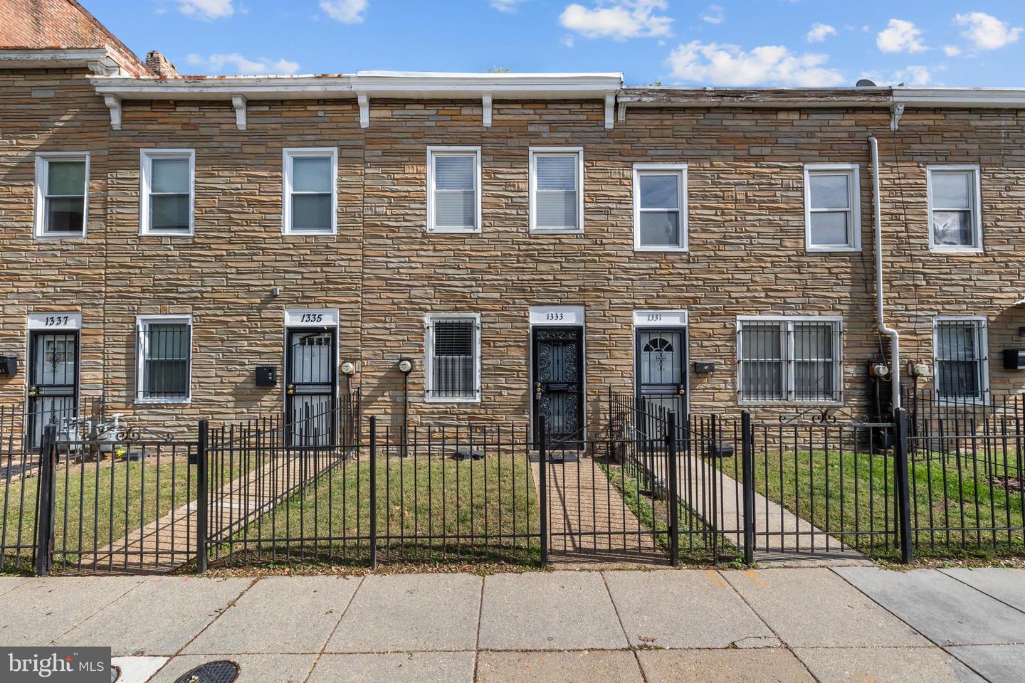 1333 6TH ST NW, WASHINGTON, District Of Columbia 20001, 2 Bedrooms Bedrooms, ,1 BathroomBathrooms,Residential,For sale,1333 6TH ST NW,DCDC2227522 MLS # DCDC2227522