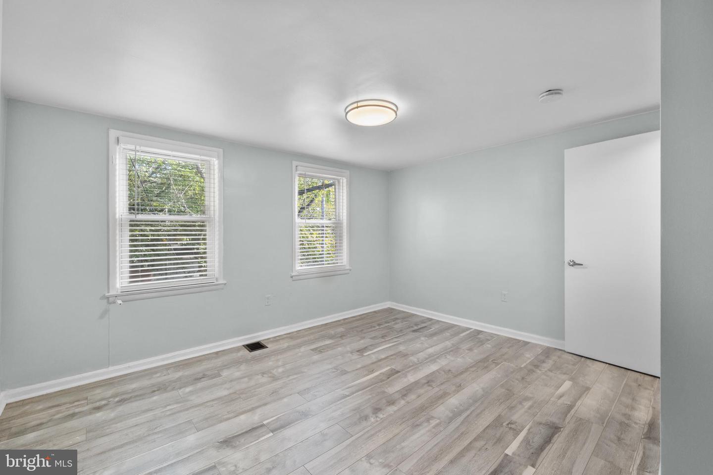 1333 6TH ST NW, WASHINGTON, District Of Columbia 20001, 2 Bedrooms Bedrooms, ,1 BathroomBathrooms,Residential,For sale,1333 6TH ST NW,DCDC2227522 MLS # DCDC2227522