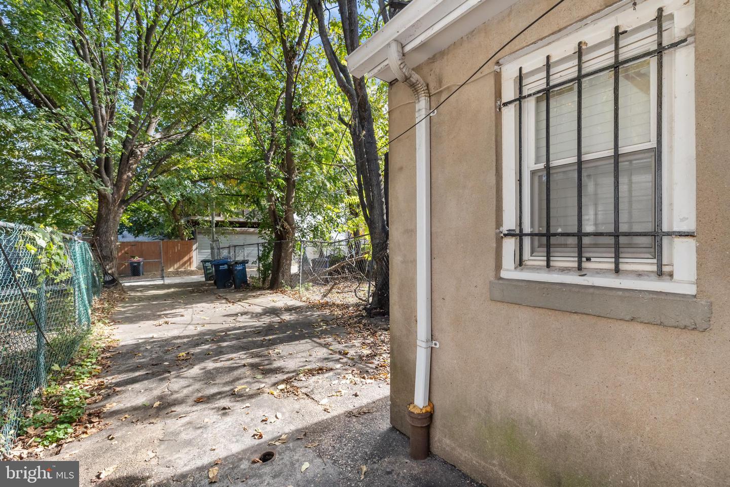 1333 6TH ST NW, WASHINGTON, District Of Columbia 20001, 2 Bedrooms Bedrooms, ,1 BathroomBathrooms,Residential,For sale,1333 6TH ST NW,DCDC2227522 MLS # DCDC2227522