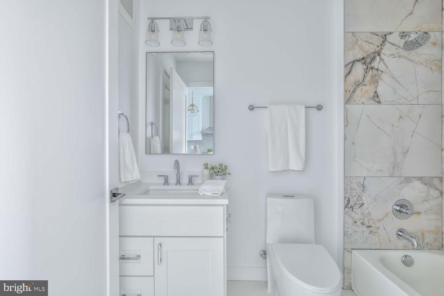 4347 HARRISON ST NW #2, WASHINGTON, District Of Columbia 20015, 2 Bedrooms Bedrooms, ,2 BathroomsBathrooms,Residential,For sale,4347 HARRISON ST NW #2,DCDC2227550 MLS # DCDC2227550