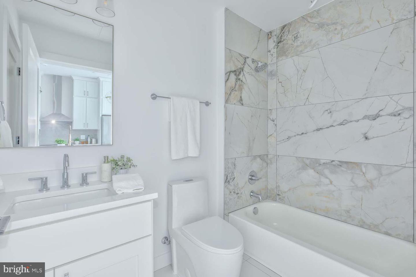 4347 HARRISON ST NW #2, WASHINGTON, District Of Columbia 20015, 2 Bedrooms Bedrooms, ,2 BathroomsBathrooms,Residential,For sale,4347 HARRISON ST NW #2,DCDC2227550 MLS # DCDC2227550