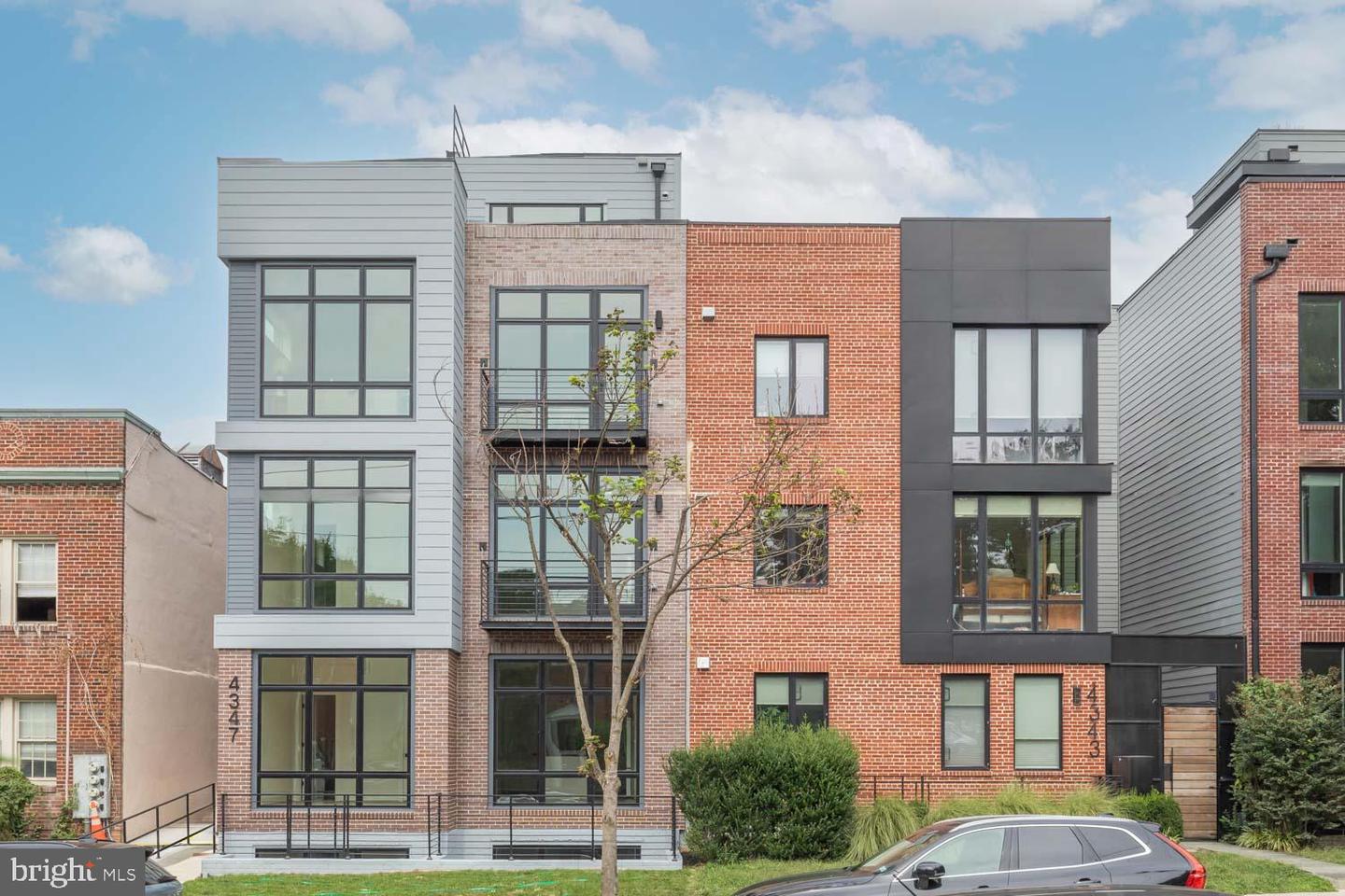 4347 HARRISON ST NW #2, WASHINGTON, District Of Columbia 20015, 2 Bedrooms Bedrooms, ,2 BathroomsBathrooms,Residential,For sale,4347 HARRISON ST NW #2,DCDC2227550 MLS # DCDC2227550