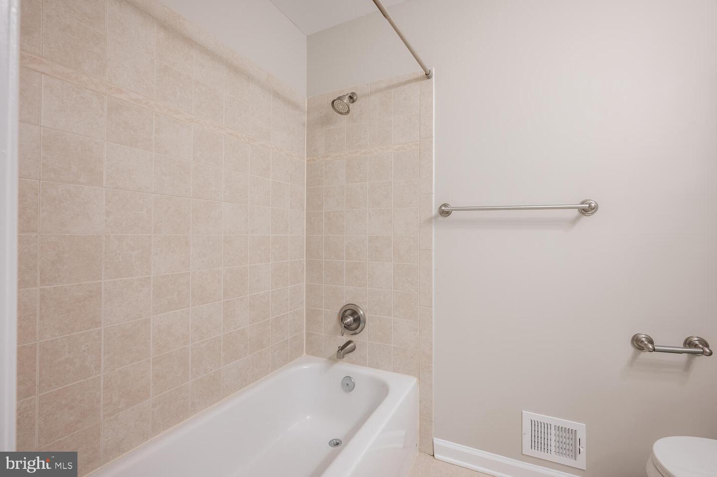5102 SPRING BRANCH BLVD, DUMFRIES, Virginia 22025, 3 Bedrooms Bedrooms, ,3 BathroomsBathrooms,Residential,For sale,5102 SPRING BRANCH BLVD,VAPW2106096 MLS # VAPW2106096