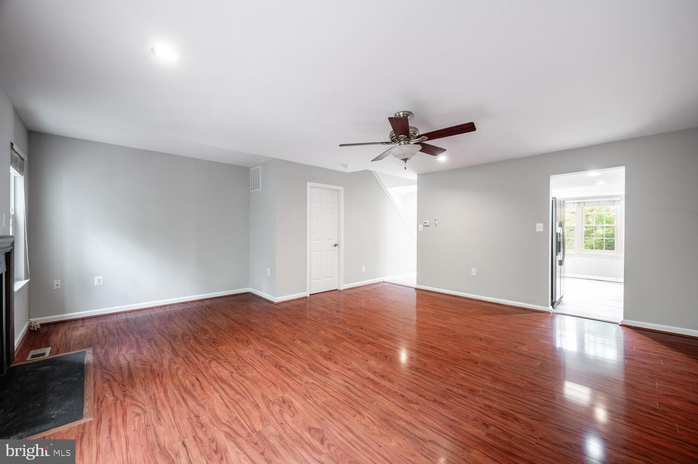 5102 SPRING BRANCH BLVD, DUMFRIES, Virginia 22025, 3 Bedrooms Bedrooms, ,3 BathroomsBathrooms,Residential,For sale,5102 SPRING BRANCH BLVD,VAPW2106096 MLS # VAPW2106096