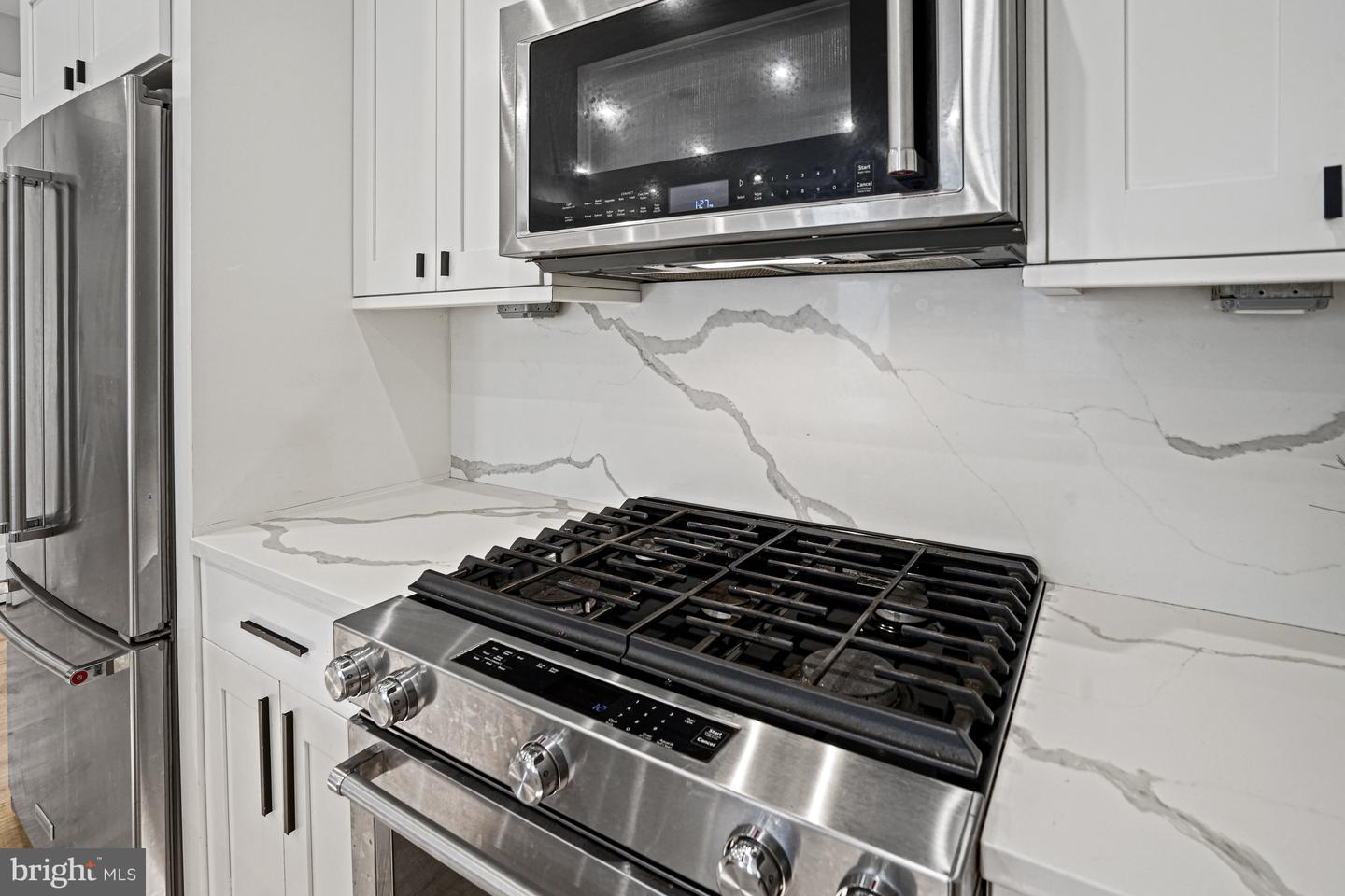 725 EUCLID ST NW #1, WASHINGTON, District Of Columbia 20001, 2 Bedrooms Bedrooms, ,2 BathroomsBathrooms,Residential,For sale,725 EUCLID ST NW #1,DCDC2227342 MLS # DCDC2227342