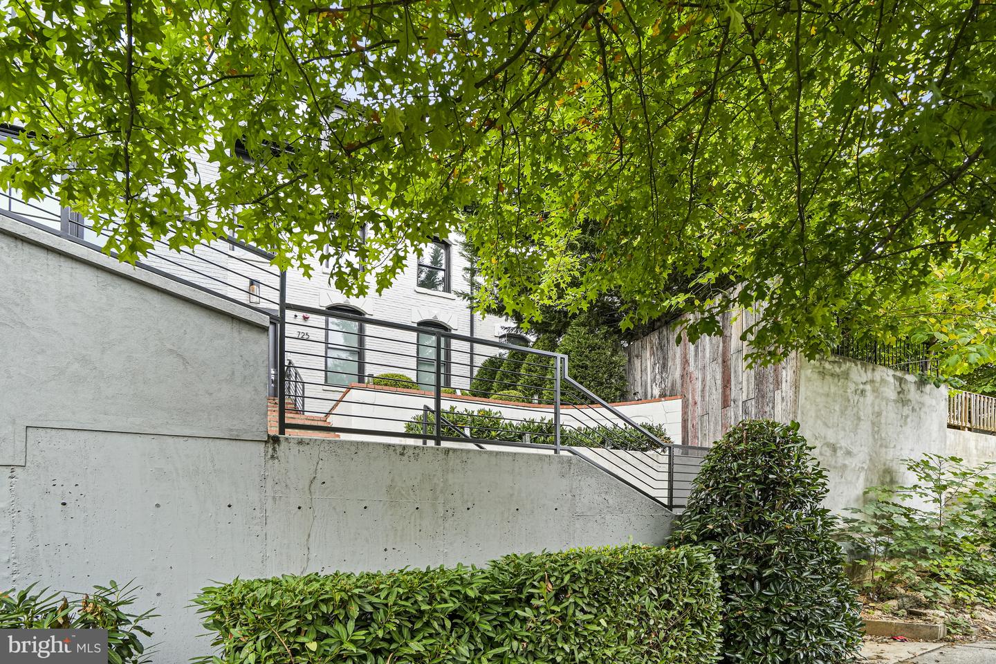 725 EUCLID ST NW #1, WASHINGTON, District Of Columbia 20001, 2 Bedrooms Bedrooms, ,2 BathroomsBathrooms,Residential,For sale,725 EUCLID ST NW #1,DCDC2227342 MLS # DCDC2227342