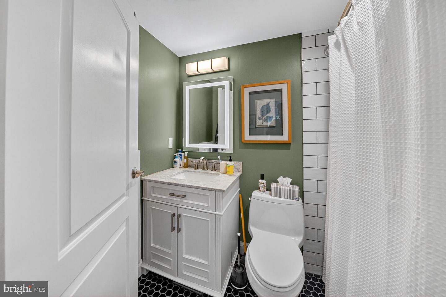 2755 ORDWAY ST NW #106, WASHINGTON, District Of Columbia 20008, 1 Bedroom Bedrooms, ,1 BathroomBathrooms,Residential,For sale,2755 ORDWAY ST NW #106,DCDC2227360 MLS # DCDC2227360