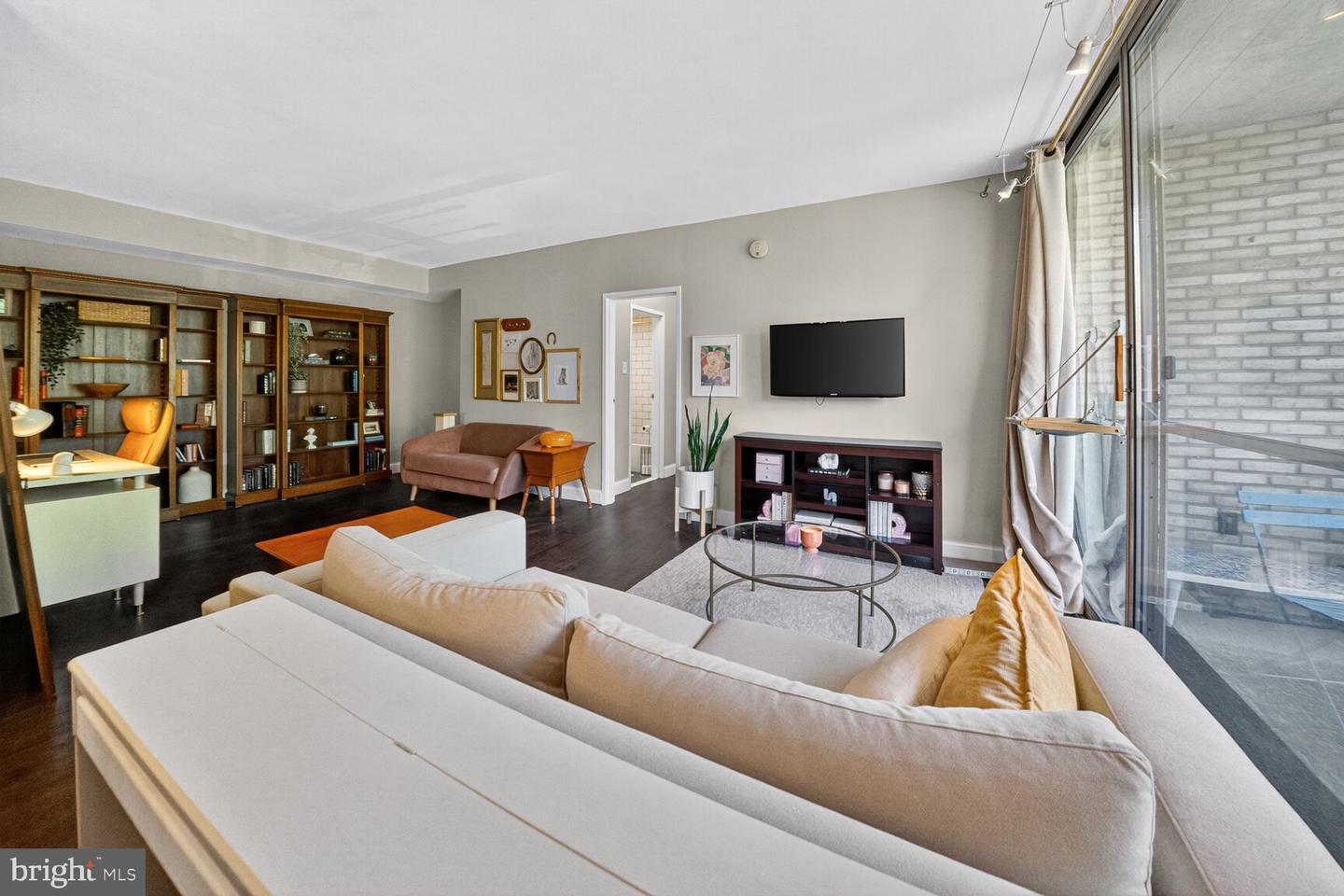 2755 ORDWAY ST NW #106, WASHINGTON, District Of Columbia 20008, 1 Bedroom Bedrooms, ,1 BathroomBathrooms,Residential,For sale,2755 ORDWAY ST NW #106,DCDC2227360 MLS # DCDC2227360