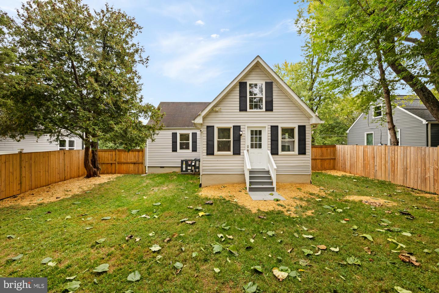 6728 BARRETT RD, FALLS CHURCH, Virginia 22042, 3 Bedrooms Bedrooms, 9 Rooms Rooms,2 BathroomsBathrooms,Residential,For sale,6728 BARRETT RD,VAFX2274740 MLS # VAFX2274740