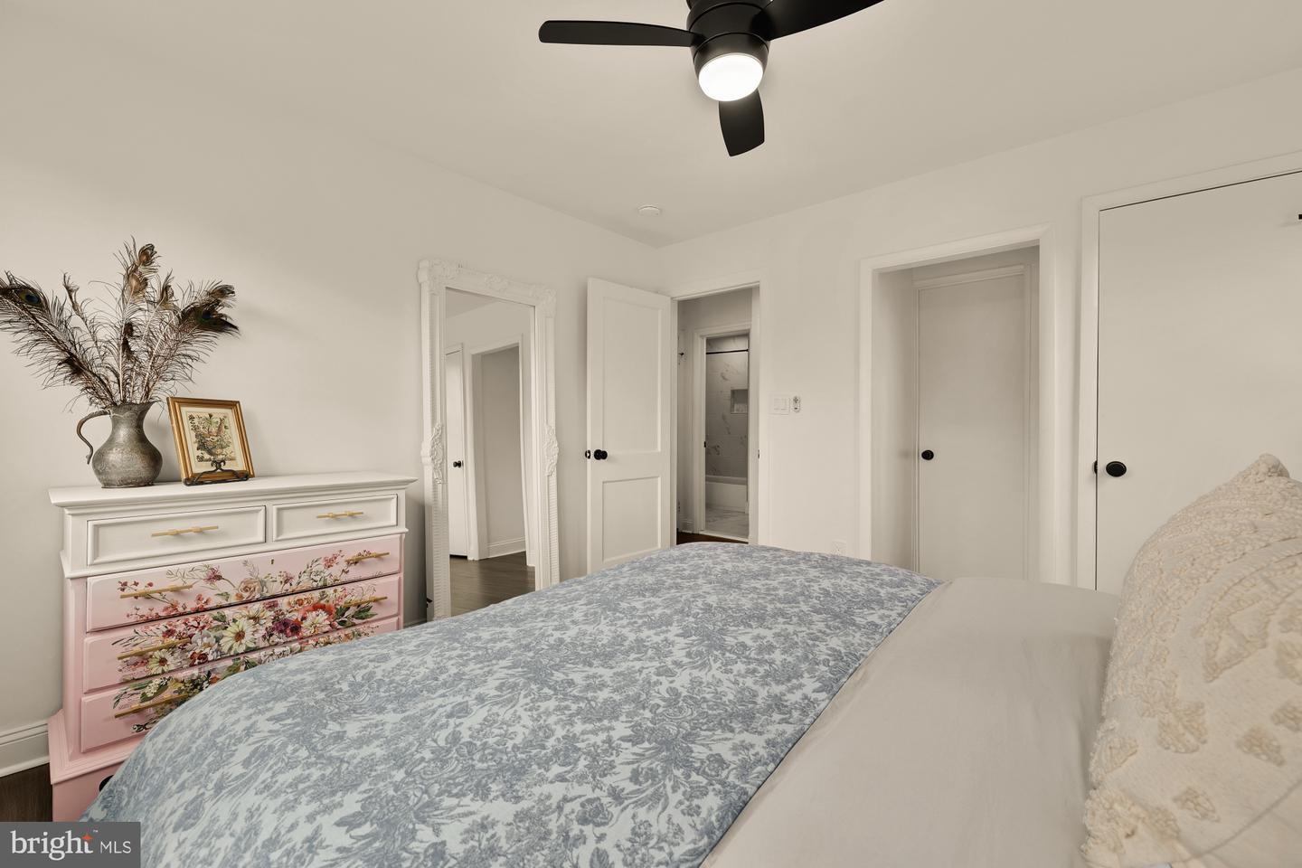 6728 BARRETT RD, FALLS CHURCH, Virginia 22042, 3 Bedrooms Bedrooms, 9 Rooms Rooms,2 BathroomsBathrooms,Residential,For sale,6728 BARRETT RD,VAFX2274740 MLS # VAFX2274740