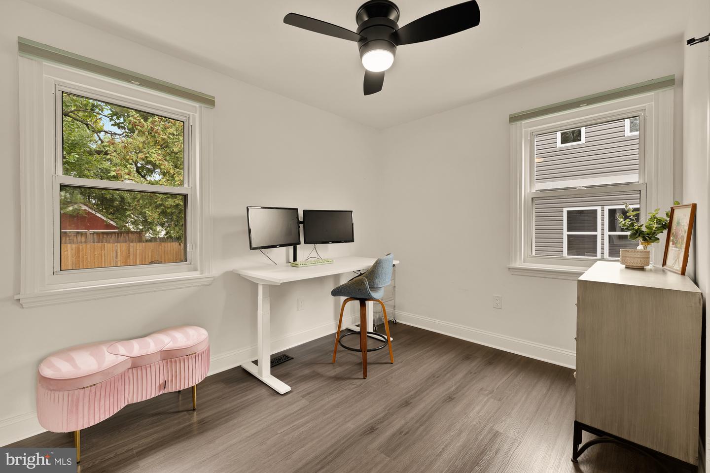6728 BARRETT RD, FALLS CHURCH, Virginia 22042, 3 Bedrooms Bedrooms, 9 Rooms Rooms,2 BathroomsBathrooms,Residential,For sale,6728 BARRETT RD,VAFX2274740 MLS # VAFX2274740