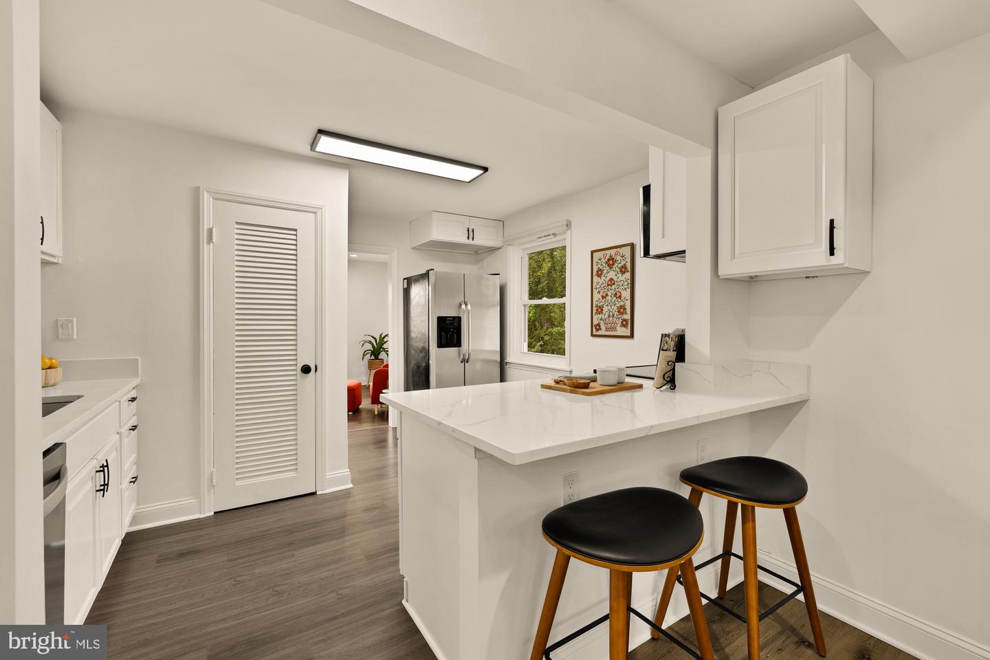 6728 BARRETT RD, FALLS CHURCH, Virginia 22042, 3 Bedrooms Bedrooms, 9 Rooms Rooms,2 BathroomsBathrooms,Residential,For sale,6728 BARRETT RD,VAFX2274740 MLS # VAFX2274740