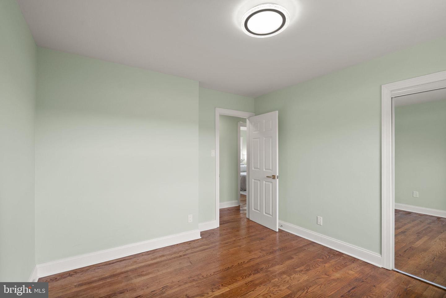 306 N MADISON ST, ARLINGTON, Virginia 22203, 5 Bedrooms Bedrooms, 13 Rooms Rooms,3 BathroomsBathrooms,Residential,For sale,306 N MADISON ST,VAAR2065000 MLS # VAAR2065000