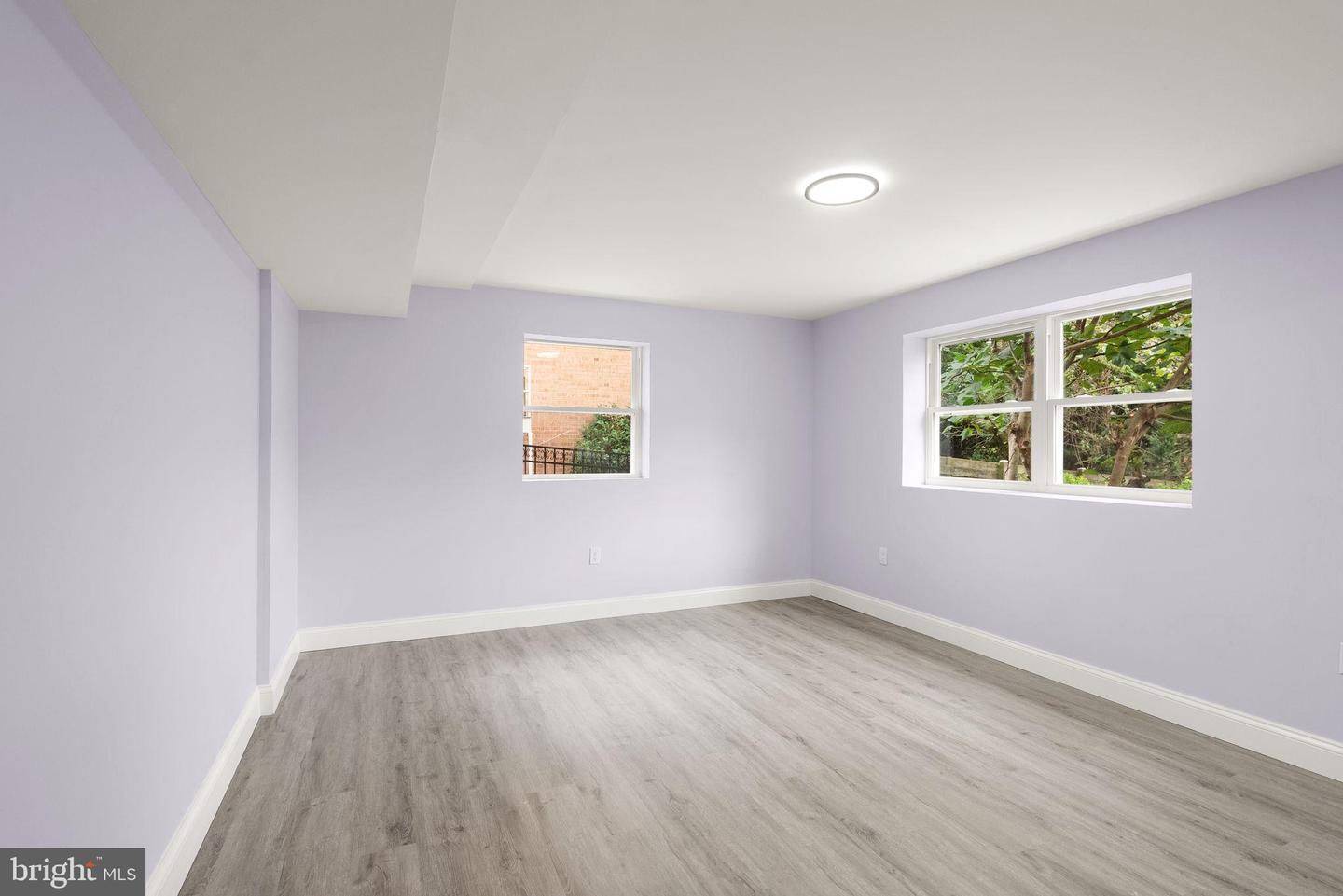 306 N MADISON ST, ARLINGTON, Virginia 22203, 5 Bedrooms Bedrooms, 13 Rooms Rooms,3 BathroomsBathrooms,Residential,For sale,306 N MADISON ST,VAAR2065000 MLS # VAAR2065000