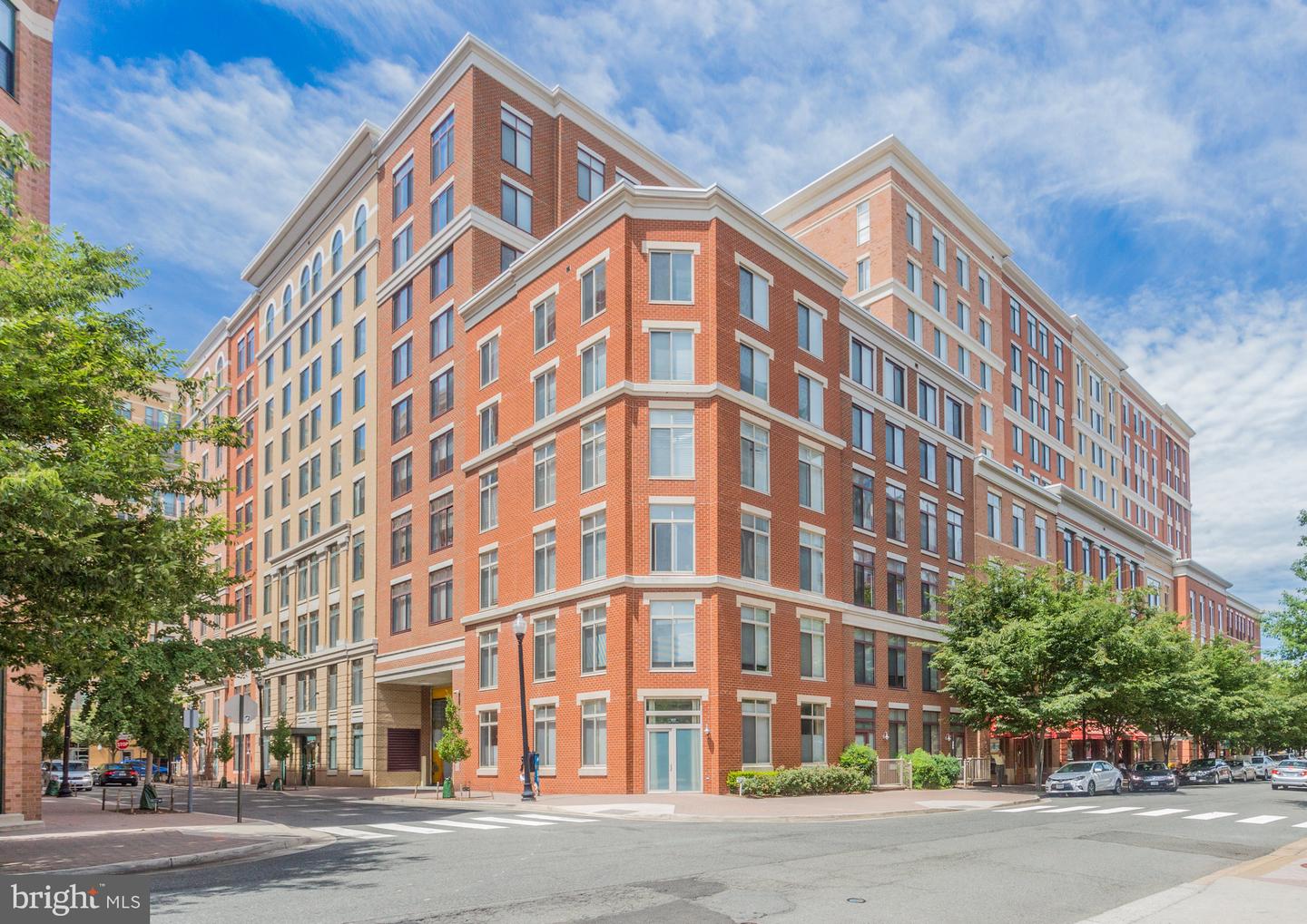 1205 N GARFIELD ST #308, ARLINGTON, Virginia 22201, 2 Bedrooms Bedrooms, ,2 BathroomsBathrooms,Residential,For sale,1205 N GARFIELD ST #308,VAAR2065012 MLS # VAAR2065012