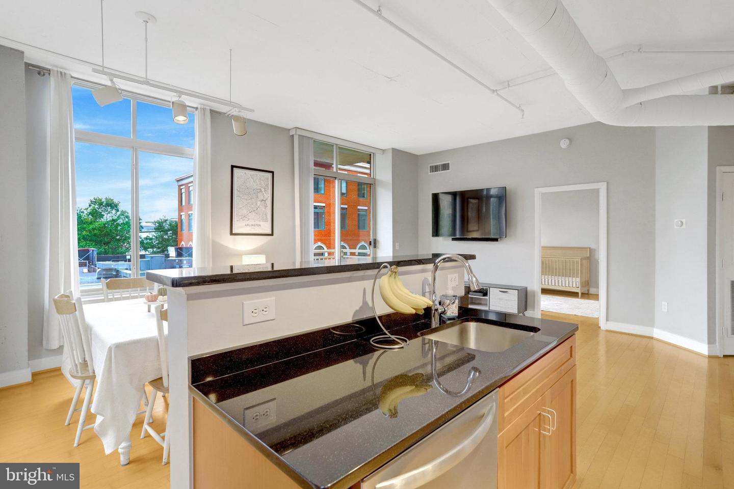 1205 N GARFIELD ST #308, ARLINGTON, Virginia 22201, 2 Bedrooms Bedrooms, ,2 BathroomsBathrooms,Residential,For sale,1205 N GARFIELD ST #308,VAAR2065012 MLS # VAAR2065012