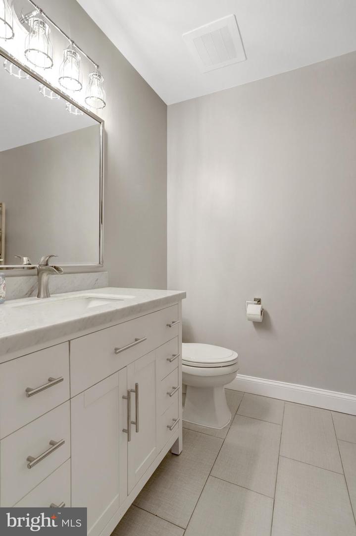 1205 N GARFIELD ST #308, ARLINGTON, Virginia 22201, 2 Bedrooms Bedrooms, ,2 BathroomsBathrooms,Residential,For sale,1205 N GARFIELD ST #308,VAAR2065012 MLS # VAAR2065012