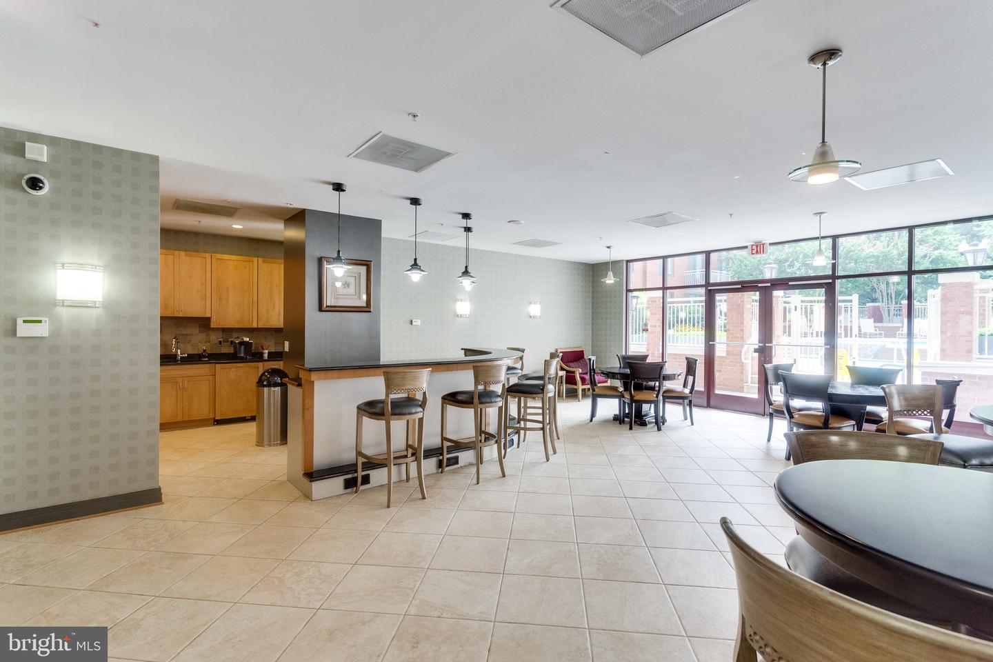 1205 N GARFIELD ST #308, ARLINGTON, Virginia 22201, 2 Bedrooms Bedrooms, ,2 BathroomsBathrooms,Residential,For sale,1205 N GARFIELD ST #308,VAAR2065012 MLS # VAAR2065012