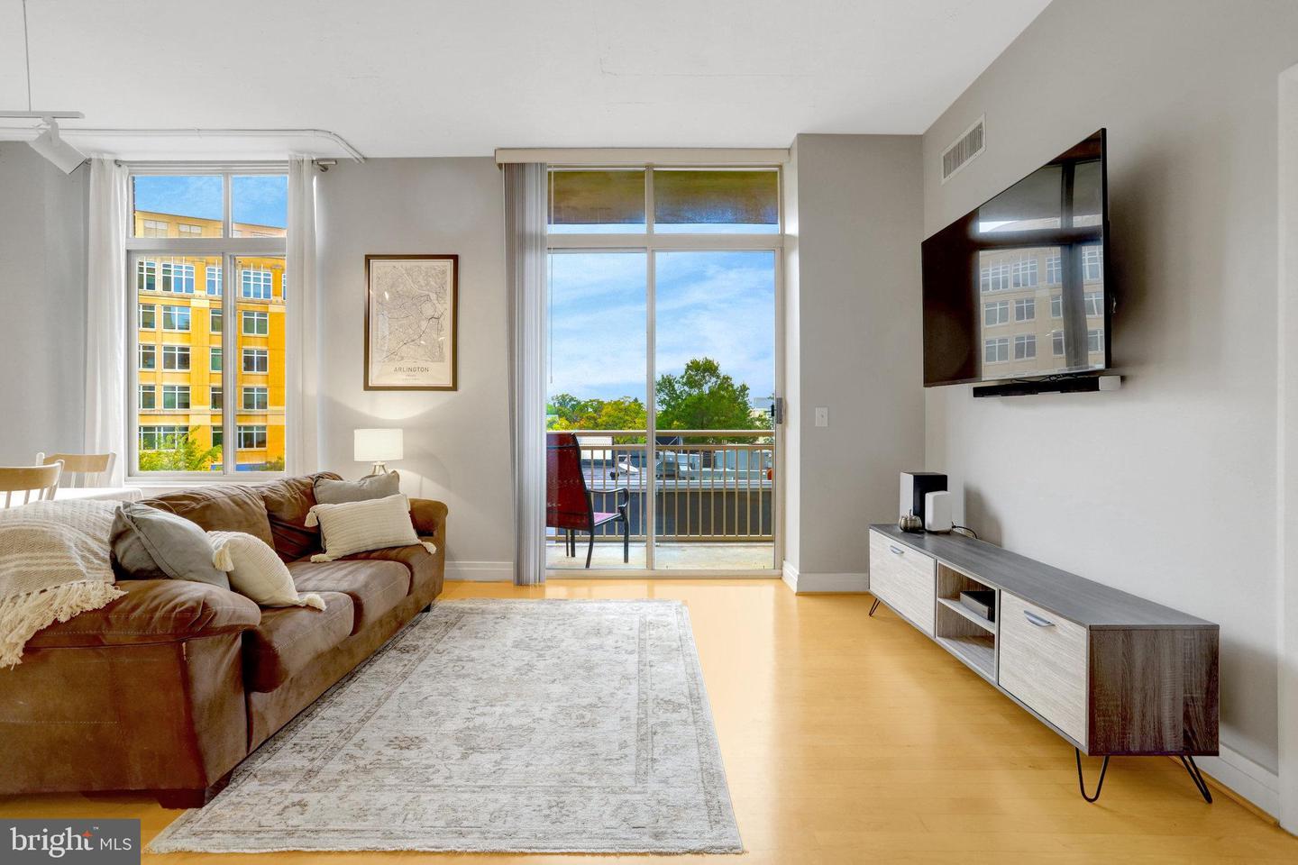 1205 N GARFIELD ST #308, ARLINGTON, Virginia 22201, 2 Bedrooms Bedrooms, ,2 BathroomsBathrooms,Residential,For sale,1205 N GARFIELD ST #308,VAAR2065012 MLS # VAAR2065012