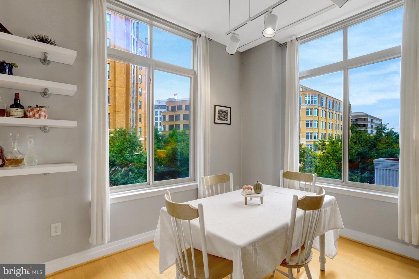 1205 N GARFIELD ST #308, ARLINGTON, Virginia 22201, 2 Bedrooms Bedrooms, ,2 BathroomsBathrooms,Residential,For sale,1205 N GARFIELD ST #308,VAAR2065012 MLS # VAAR2065012