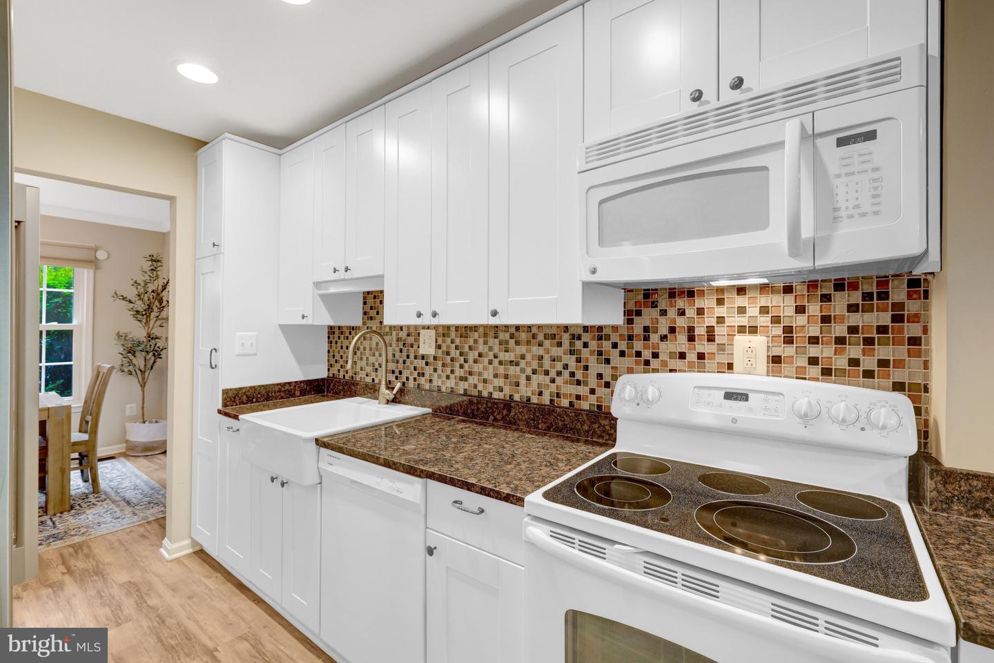 2312 HORSEFERRY CT, RESTON, Virginia 20191, 3 Bedrooms Bedrooms, 12 Rooms Rooms,2 BathroomsBathrooms,Residential,For sale,2312 HORSEFERRY CT,VAFX2274784 MLS # VAFX2274784