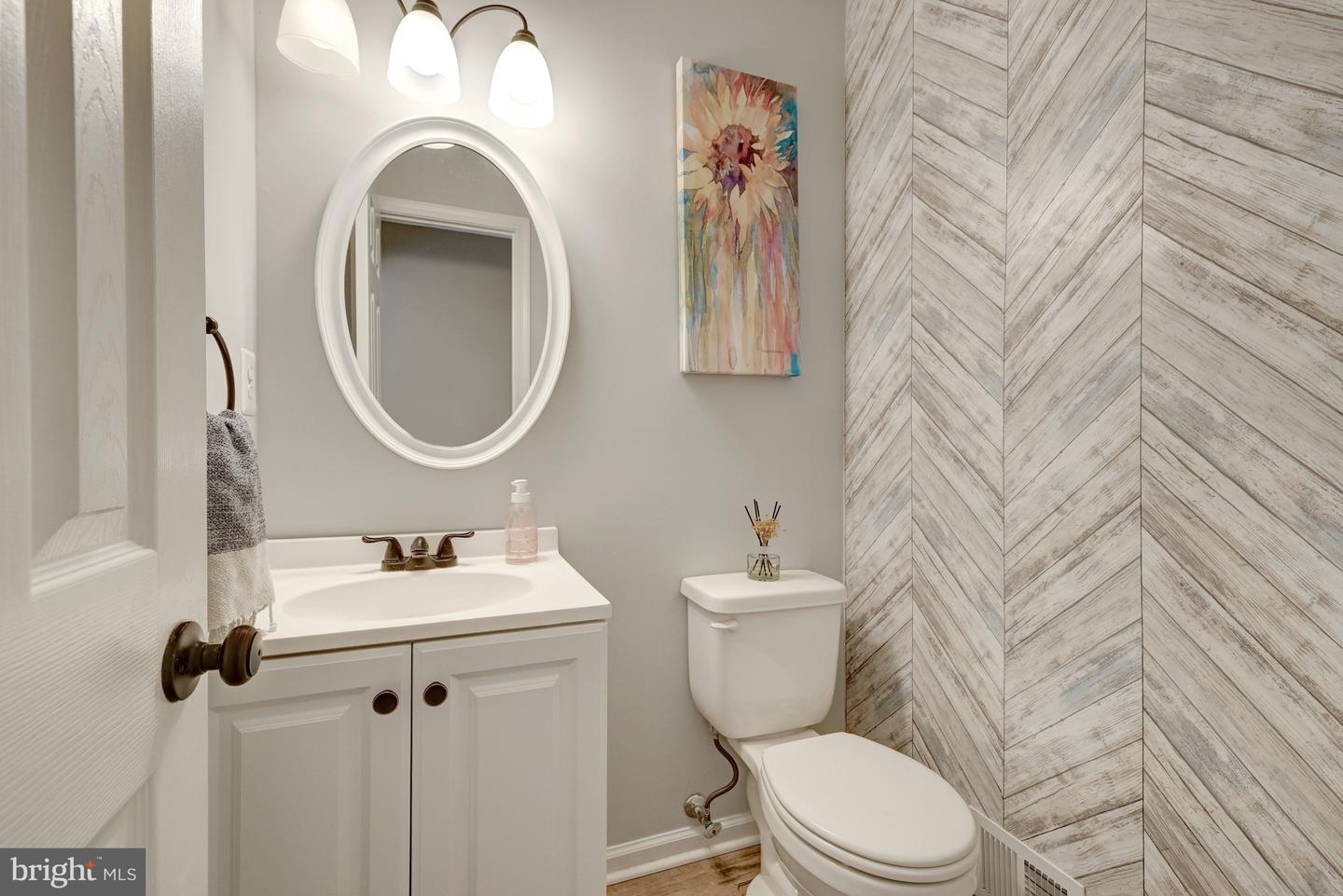 2312 HORSEFERRY CT, RESTON, Virginia 20191, 3 Bedrooms Bedrooms, 12 Rooms Rooms,2 BathroomsBathrooms,Residential,For sale,2312 HORSEFERRY CT,VAFX2274784 MLS # VAFX2274784