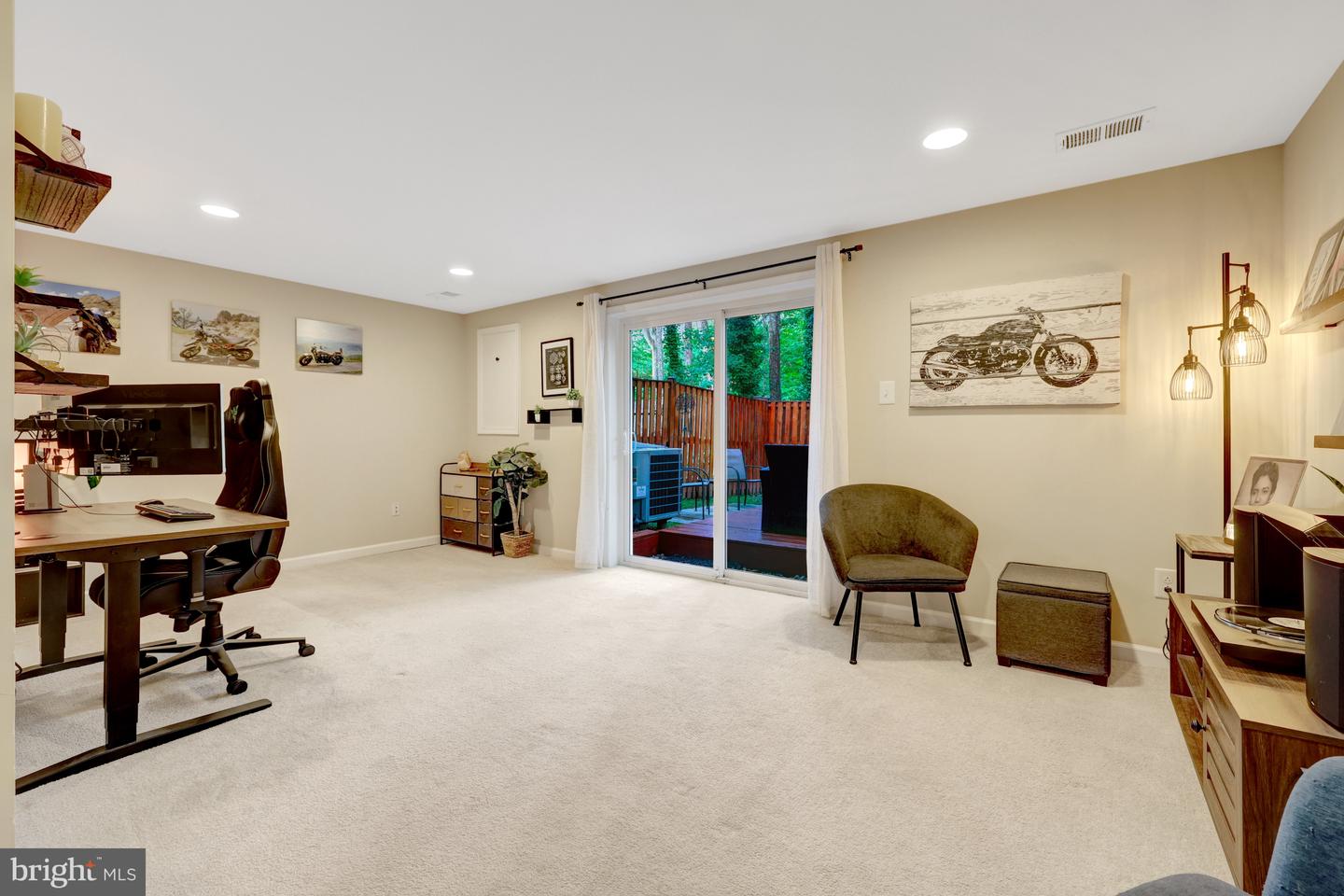 2312 HORSEFERRY CT, RESTON, Virginia 20191, 3 Bedrooms Bedrooms, 12 Rooms Rooms,2 BathroomsBathrooms,Residential,For sale,2312 HORSEFERRY CT,VAFX2274784 MLS # VAFX2274784