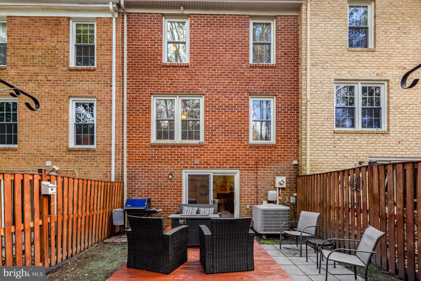 2312 HORSEFERRY CT, RESTON, Virginia 20191, 3 Bedrooms Bedrooms, 12 Rooms Rooms,2 BathroomsBathrooms,Residential,For sale,2312 HORSEFERRY CT,VAFX2274784 MLS # VAFX2274784