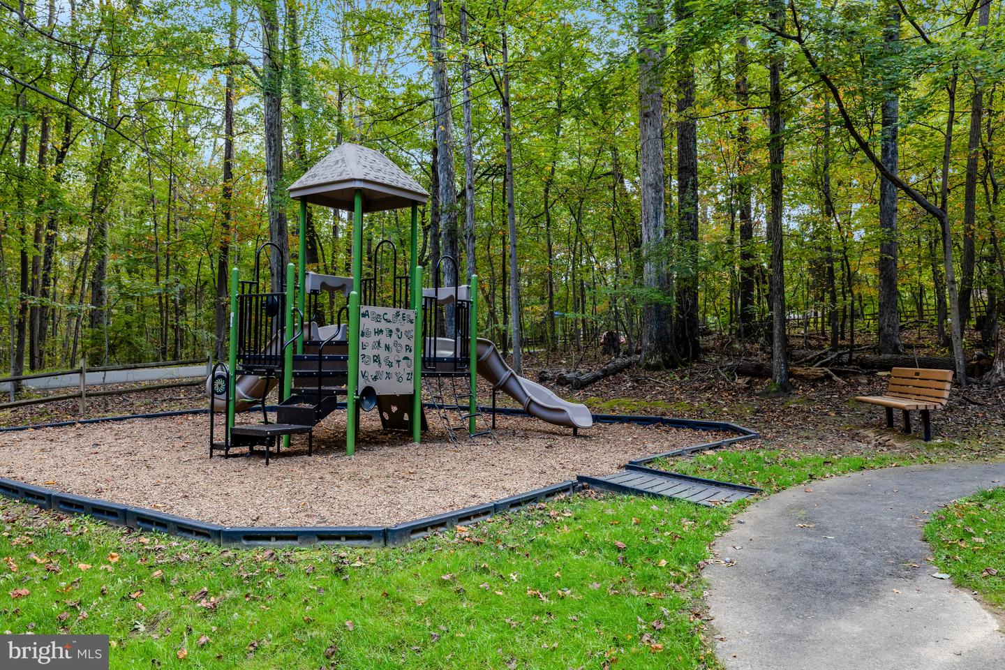 2312 HORSEFERRY CT, RESTON, Virginia 20191, 3 Bedrooms Bedrooms, 12 Rooms Rooms,2 BathroomsBathrooms,Residential,For sale,2312 HORSEFERRY CT,VAFX2274784 MLS # VAFX2274784