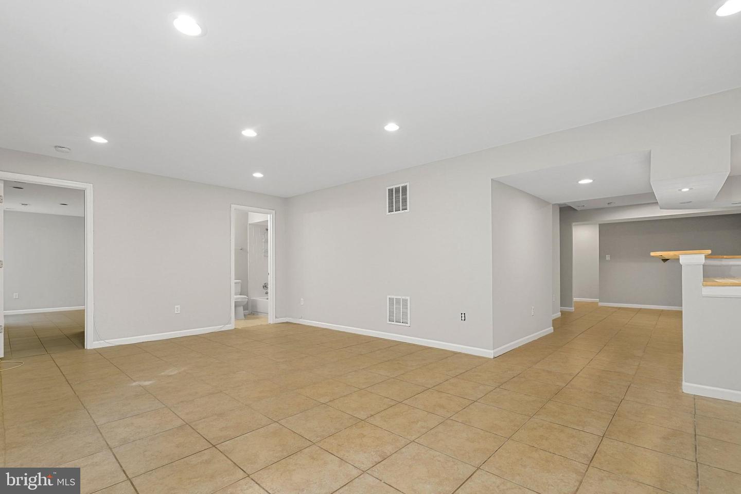 10741 MONOCACY WAY, MANASSAS, Virginia 20112, 6 Bedrooms Bedrooms, ,5 BathroomsBathrooms,Residential,For sale,10741 MONOCACY WAY,VAPW2106160 MLS # VAPW2106160