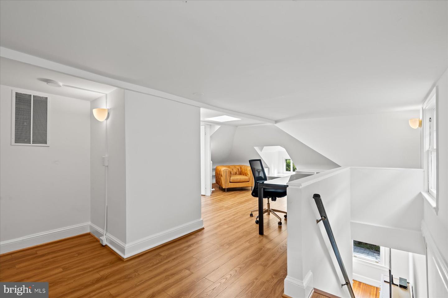 3939 LIVINGSTON ST NW, WASHINGTON, District Of Columbia 20015, 4 Bedrooms Bedrooms, ,3 BathroomsBathrooms,Residential,For sale,3939 LIVINGSTON ST NW,DCDC2227450 MLS # DCDC2227450